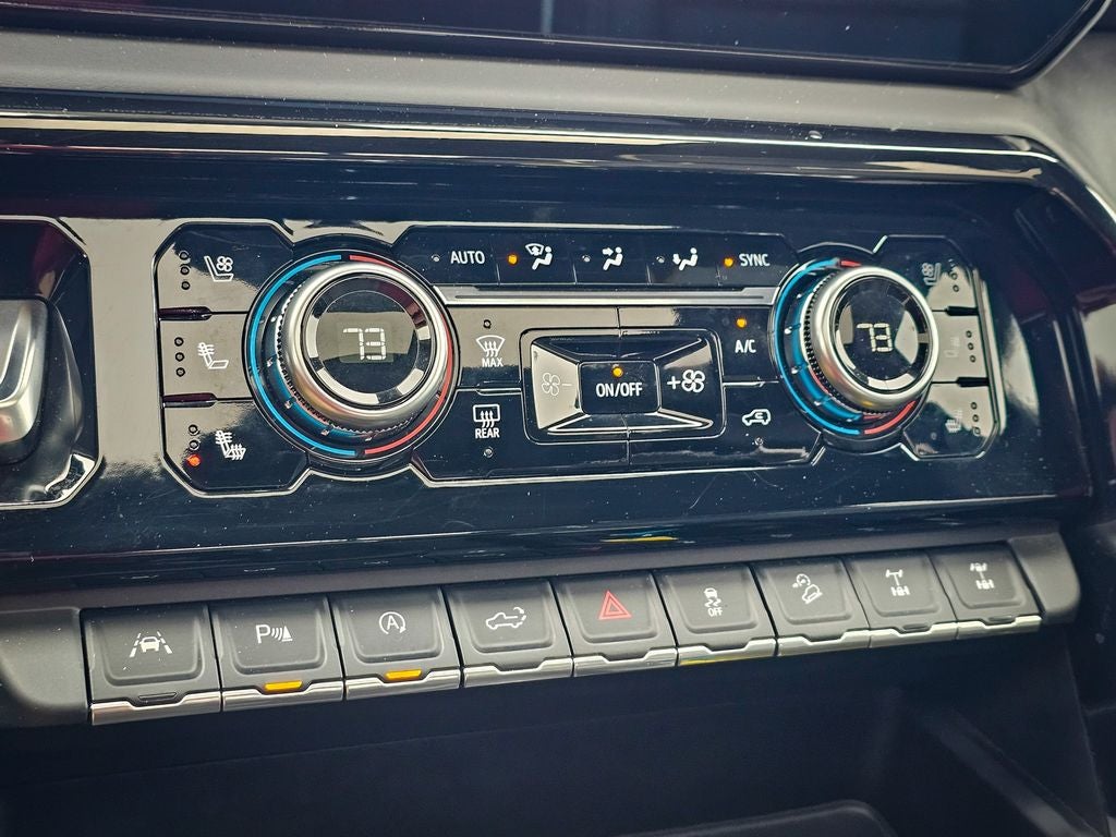 2024 GMC Sierra 1500 4WD Crew Cab Short Box AT4X