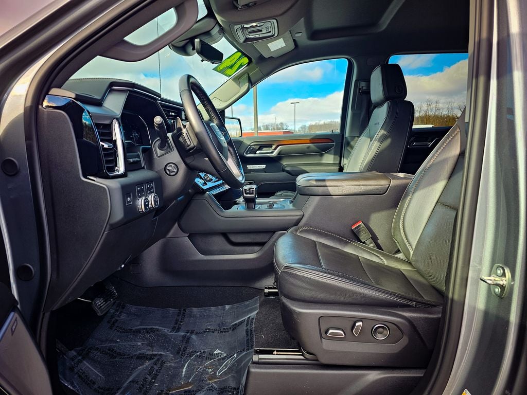 2024 GMC Sierra 1500 4WD Crew Cab Short Box Denali