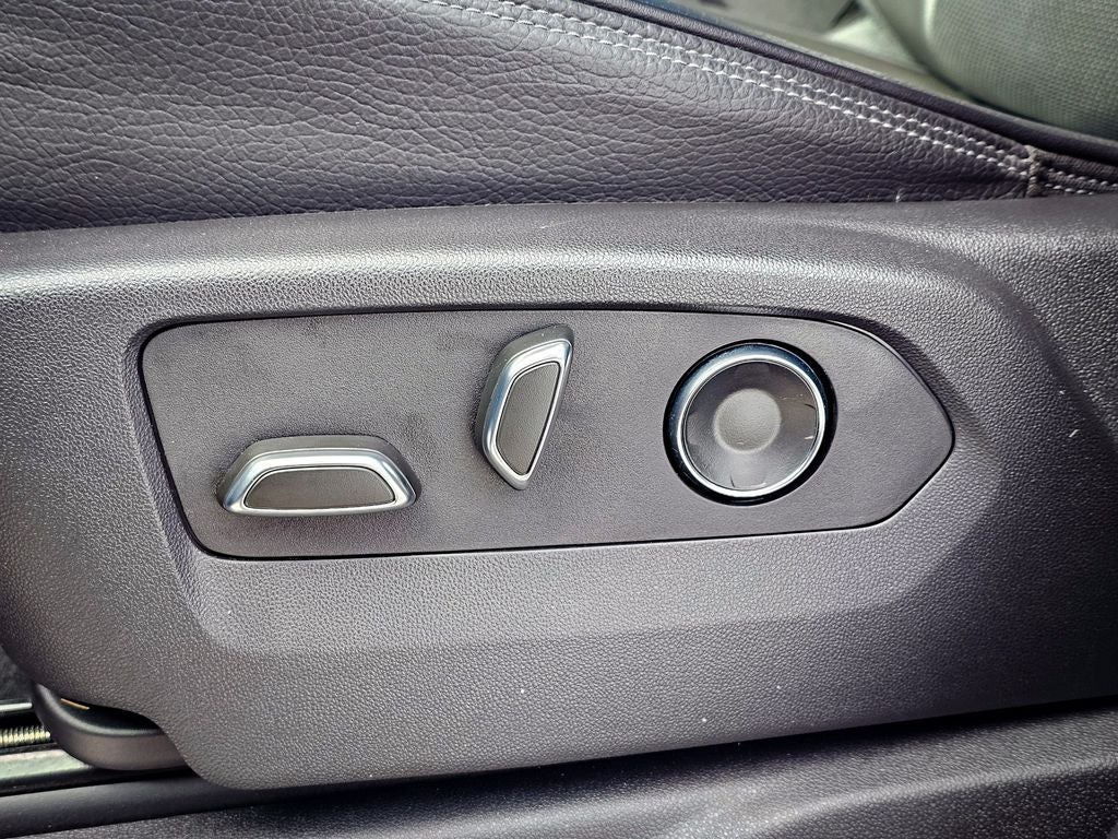 2024 GMC Sierra 1500 4WD Crew Cab Short Box Denali