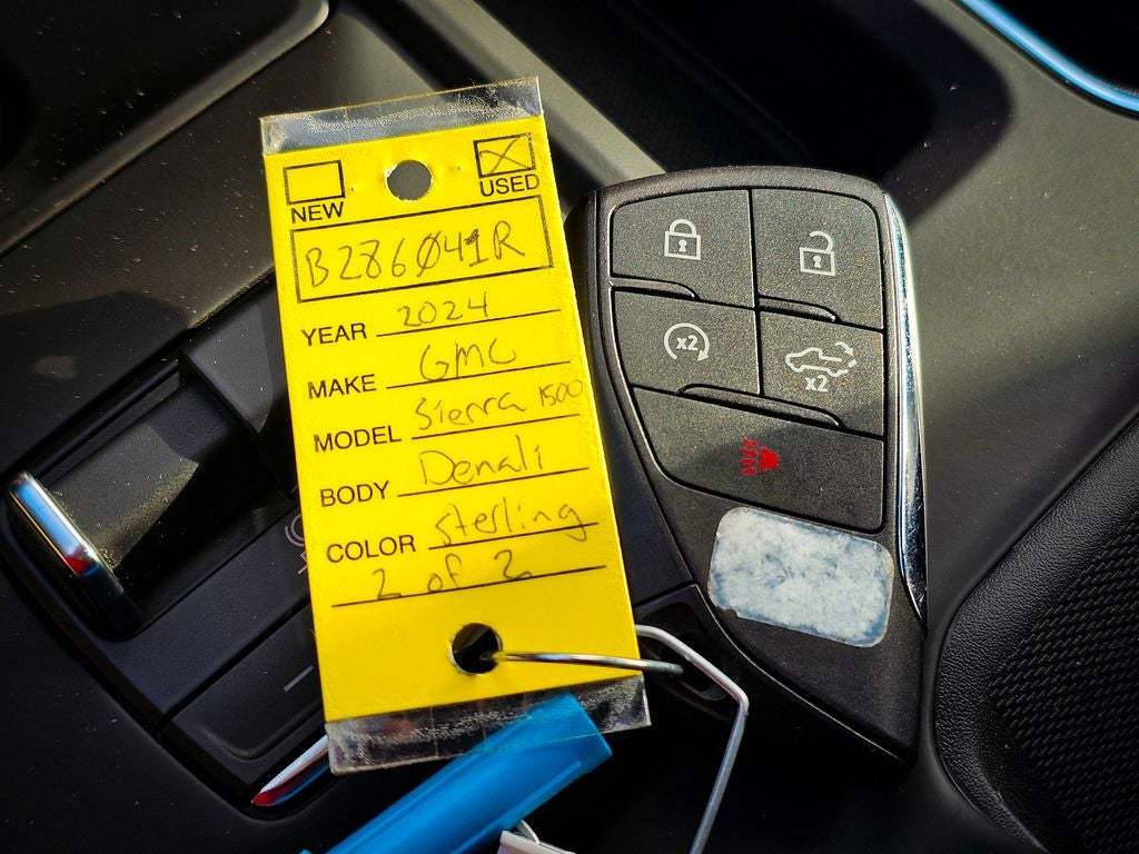 2024 GMC Sierra 1500 4WD Crew Cab Short Box Denali