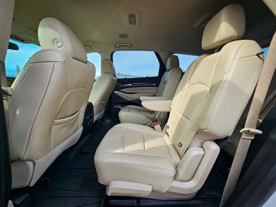 2020 Buick Enclave AWD Essence