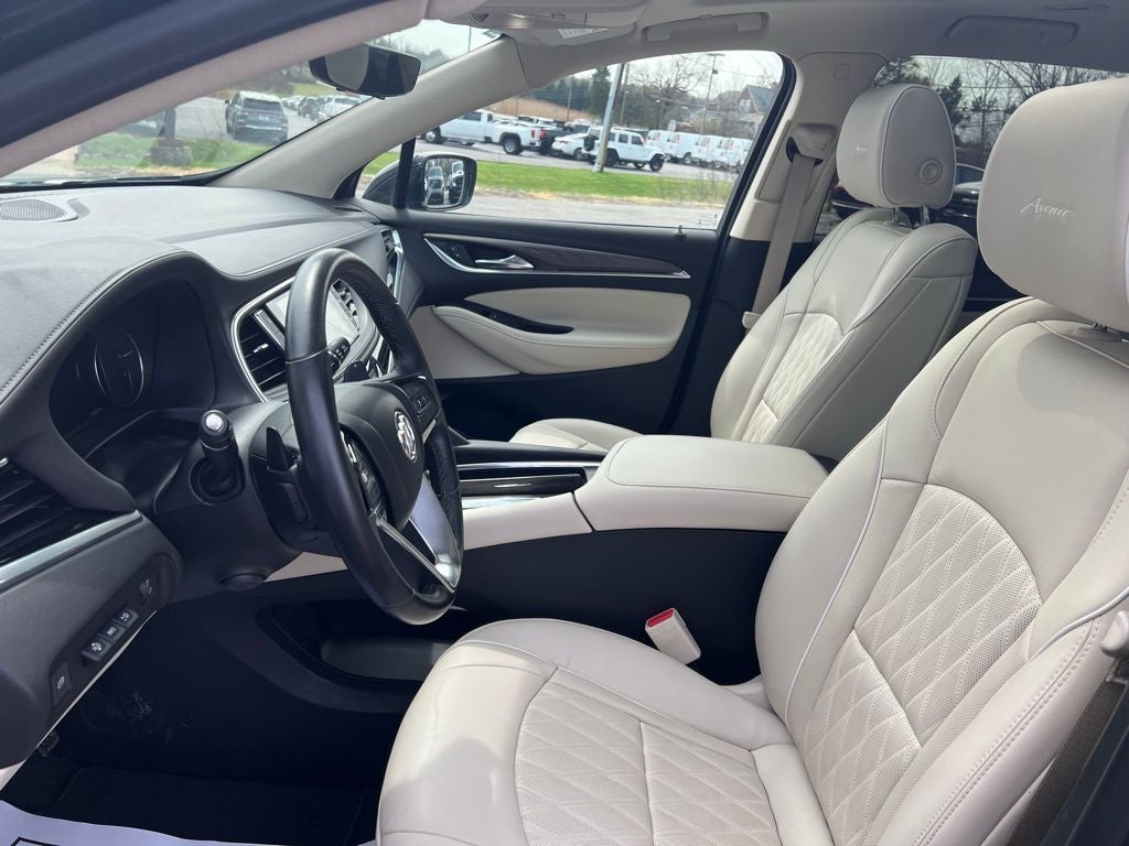 2022 Buick Enclave AWD Avenir