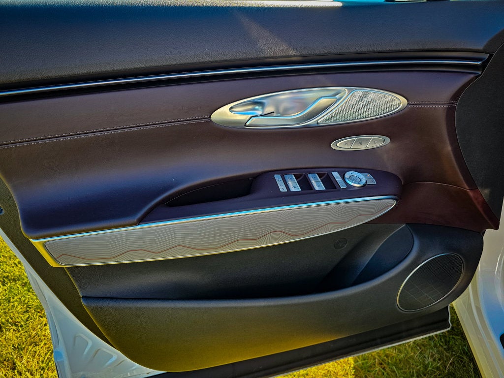 2024 Genesis GV70 2.5T AWD