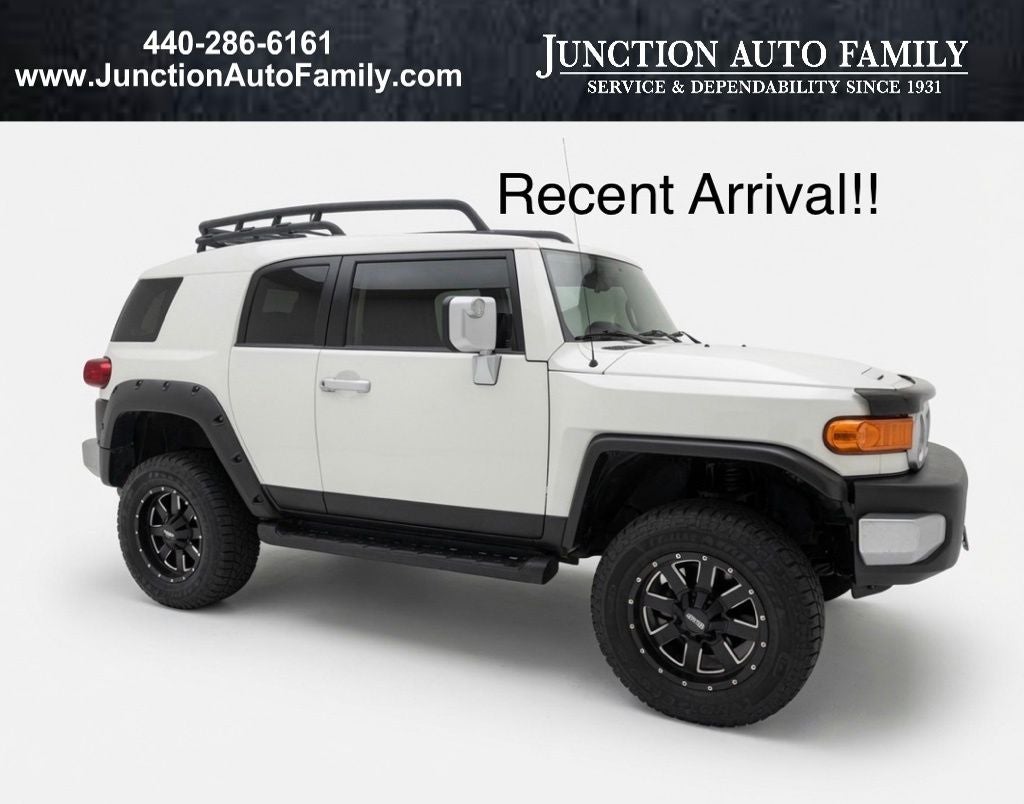 2013 Toyota FJ Cruiser Base