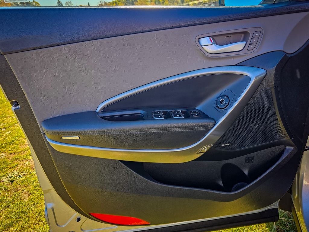 2017 Hyundai Santa Fe SE Ultimate