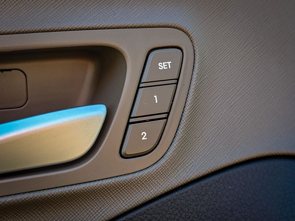 2017 Hyundai Santa Fe SE Ultimate