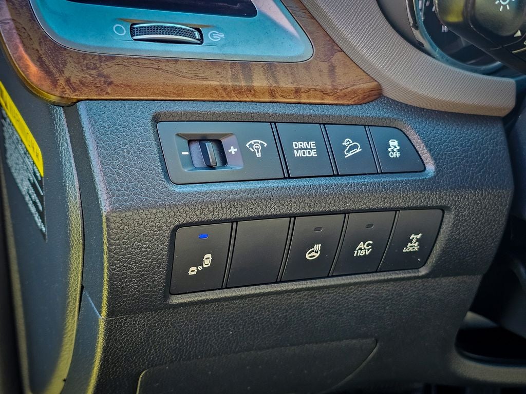 2017 Hyundai Santa Fe SE Ultimate