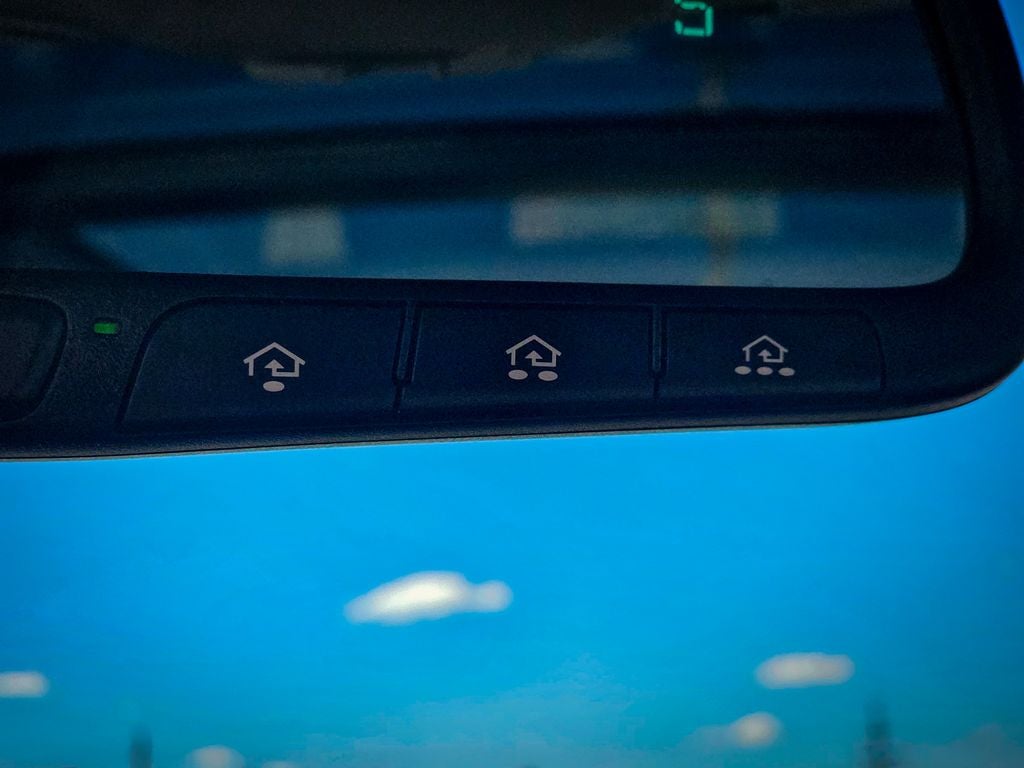 2017 Hyundai Santa Fe SE Ultimate