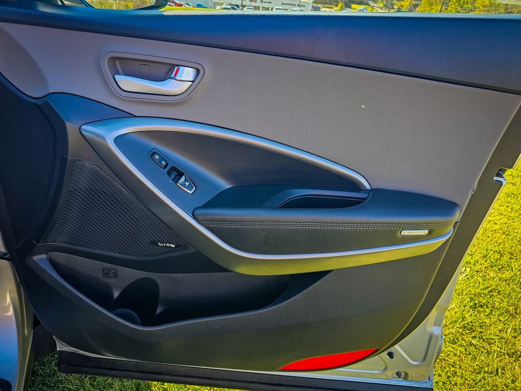 2017 Hyundai Santa Fe SE Ultimate