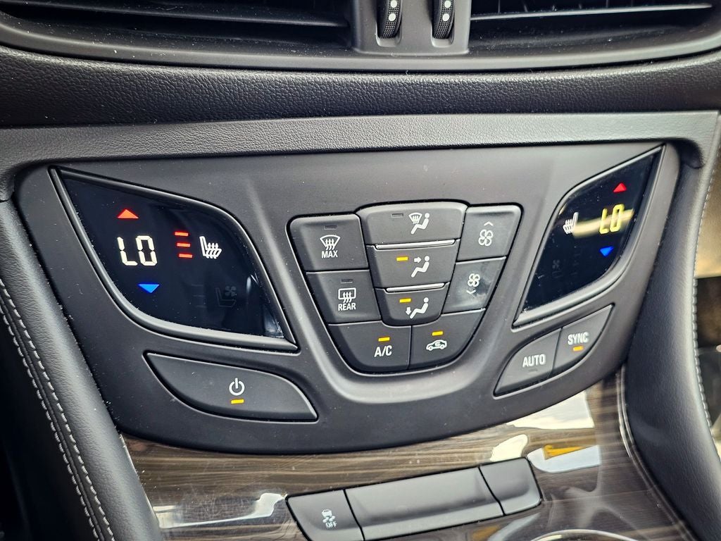 2020 Buick Envision AWD Premium I
