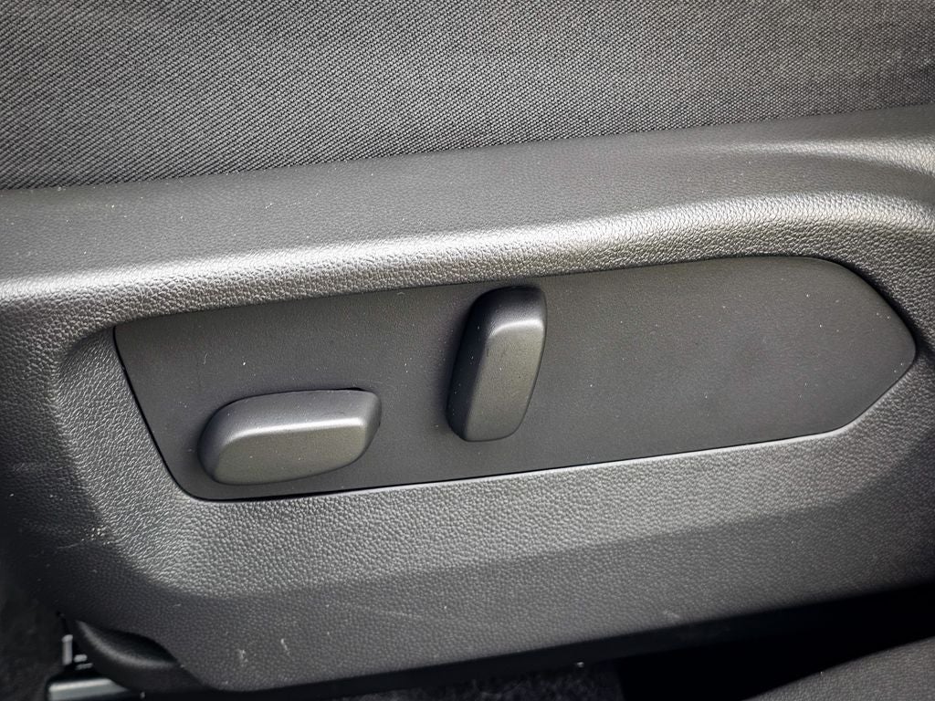 2023 Buick Envision Essence AWD