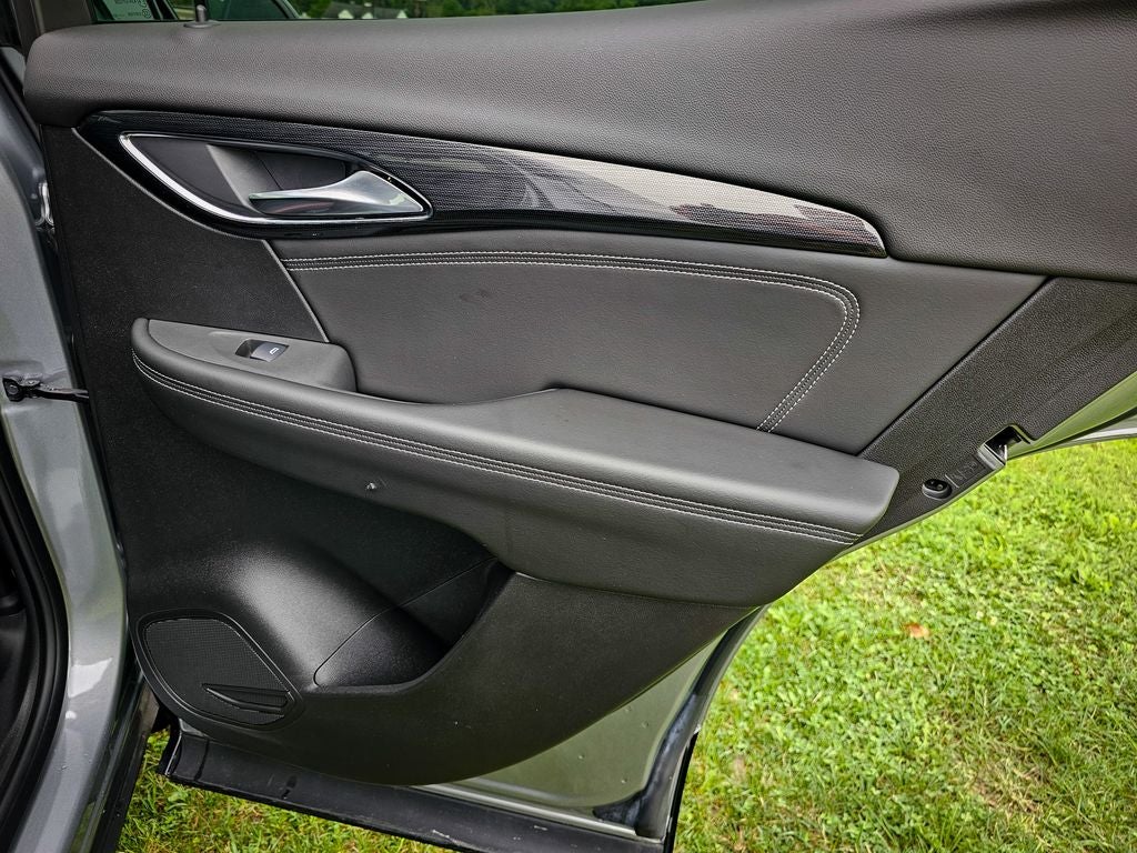 2023 Buick Envision Essence AWD