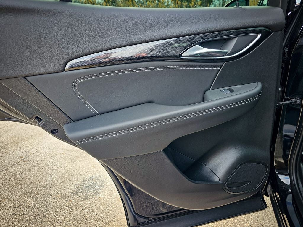 2023 Buick Envision Essence AWD