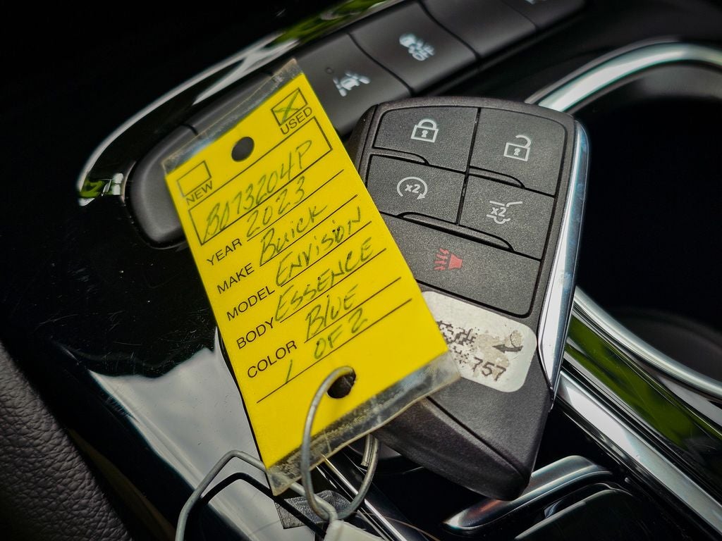 2023 Buick Envision Essence AWD