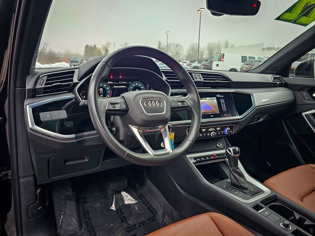 2022 Audi Q3 Premium 45 TFSI S line quattro Tiptronic