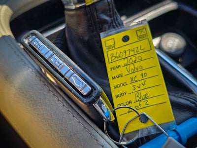 2020 Volvo XC90 T6 Momentum 6 Passenger