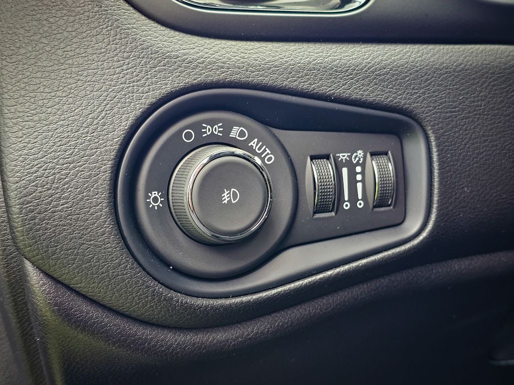 2022 Jeep Renegade Altitude 4x4