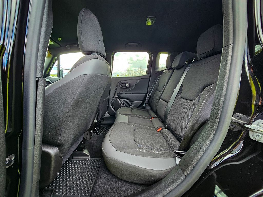 2022 Jeep Renegade Altitude 4x4