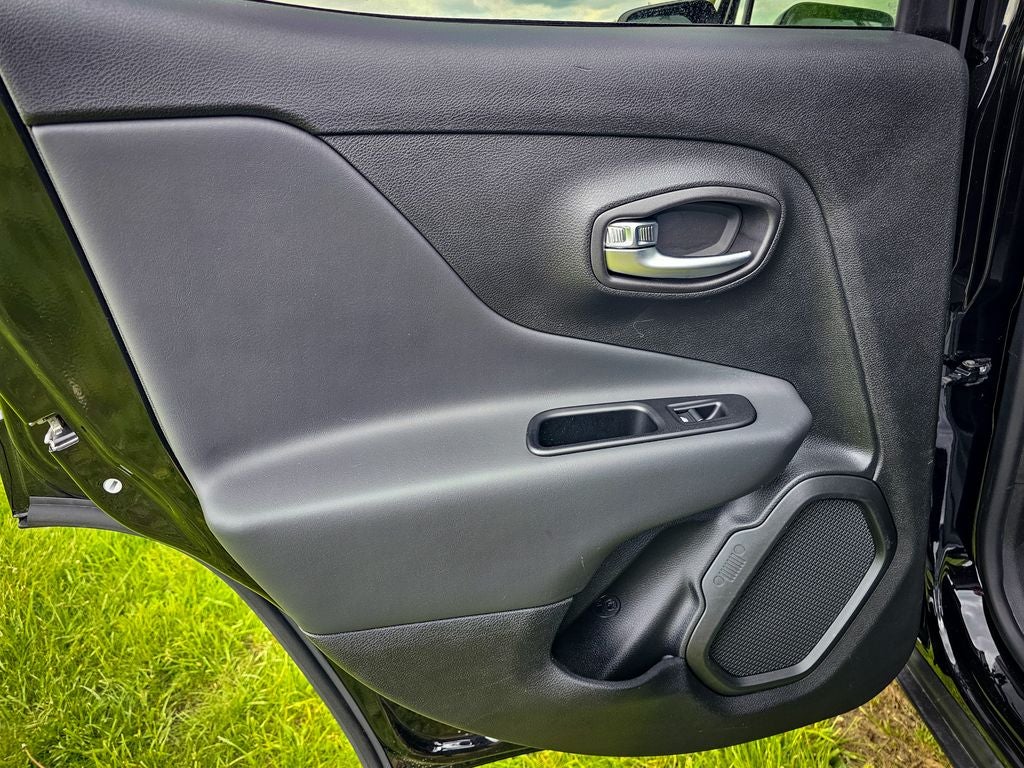 2022 Jeep Renegade Altitude 4x4