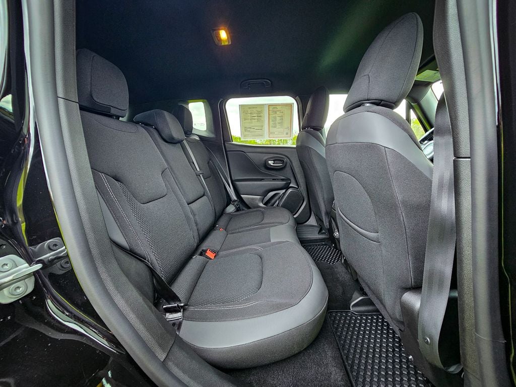 2022 Jeep Renegade Altitude 4x4