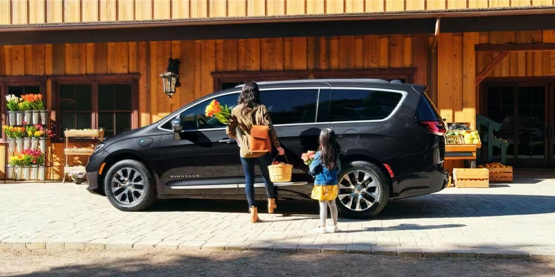 pacifica hybrid exterior Junction CDJR in Chardon OH