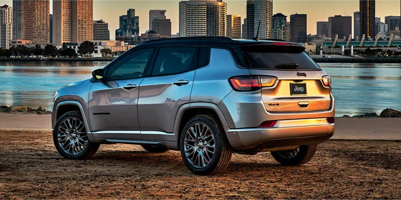 compass Junction CDJR in Chardon OH